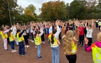 Sportlicher Herbsttag: Leichtathletikfest der 3. Klassen